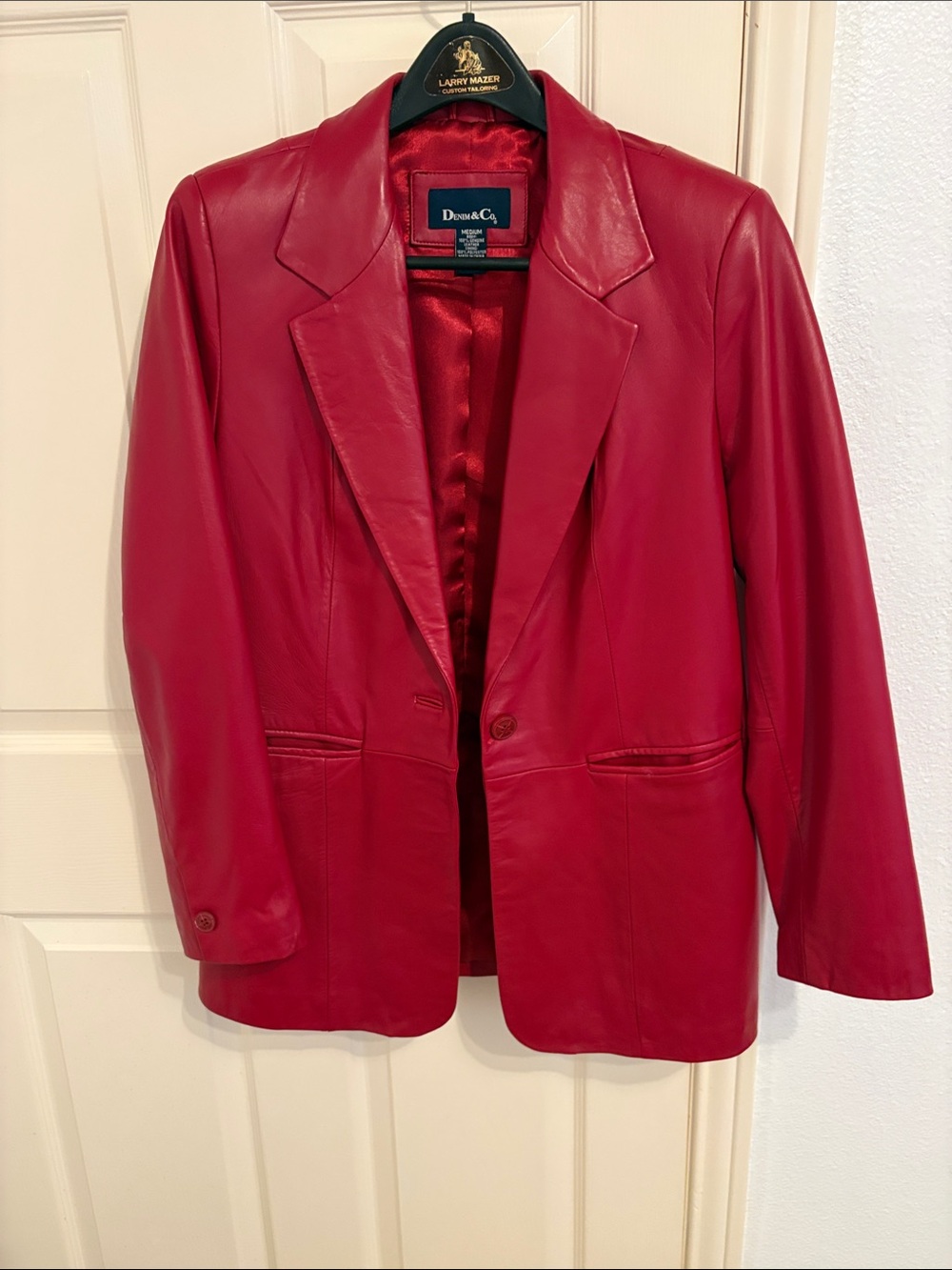 Leather jacket - Picture 2 of 5